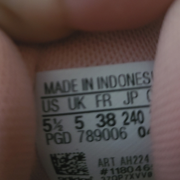 Addidas - Picture 5 of 5